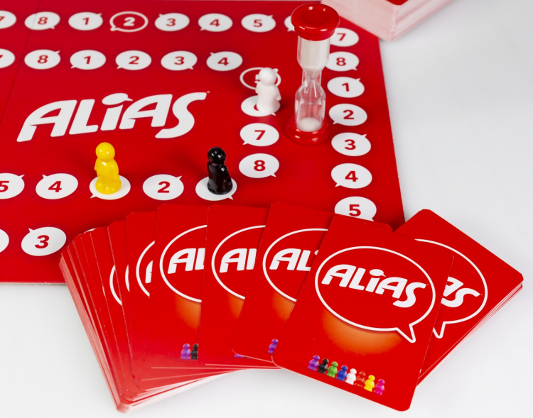 Tactic Alias Original lautapeli Tactic Alias Original lautapeli