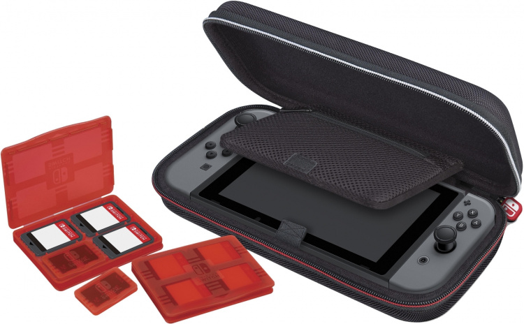 Nintendo Deluxe Travel Case -suojalaukku, musta, Switch