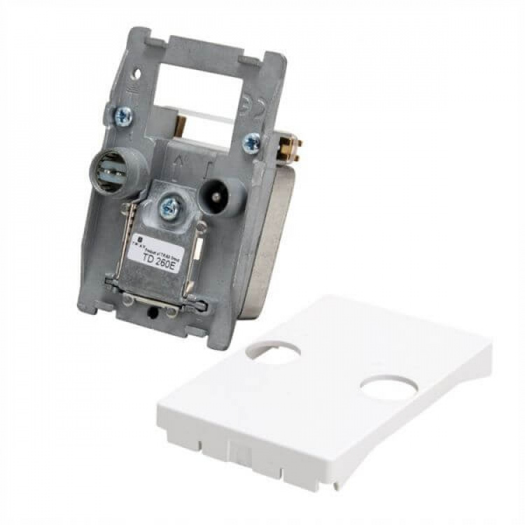 Triax Wall Outlet FM/TV TD 260E White Triax Wall Outlet FM/TV TD 260E White