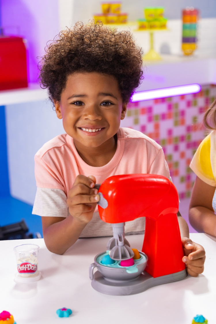 PLAY-DOH Magical Mixer -muovailuvahasetti