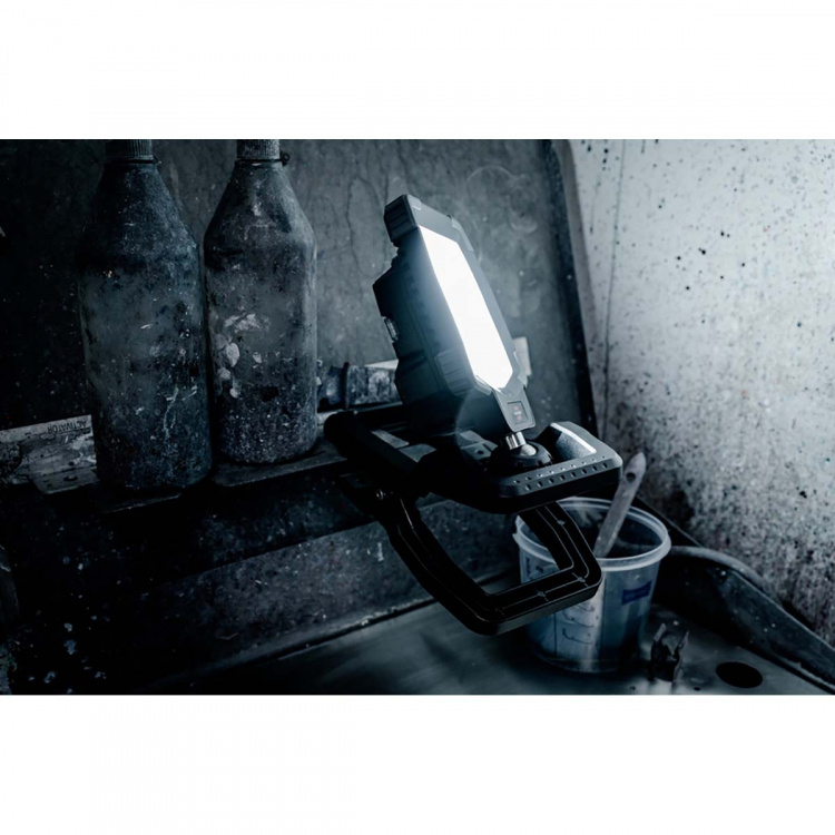 Brennenstuhl Kiinnitettävä LED-työvalo 1050 MA (akku-LED-työvalo 10W, 950lm, IP65, 12h paloaika, Suunniteltu Saksassa)