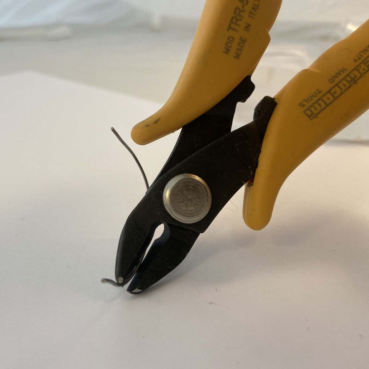 Piergiacomi Erittäin vahva huuhteluleikkuri korujen valmistukseen ja kumitiivisteiden leikkaamiseen