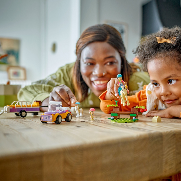 LEGO Friends 42634 - Hevos- ja ponitraileri LEGO Friends 42634 - Hevos- ja ponitraileri