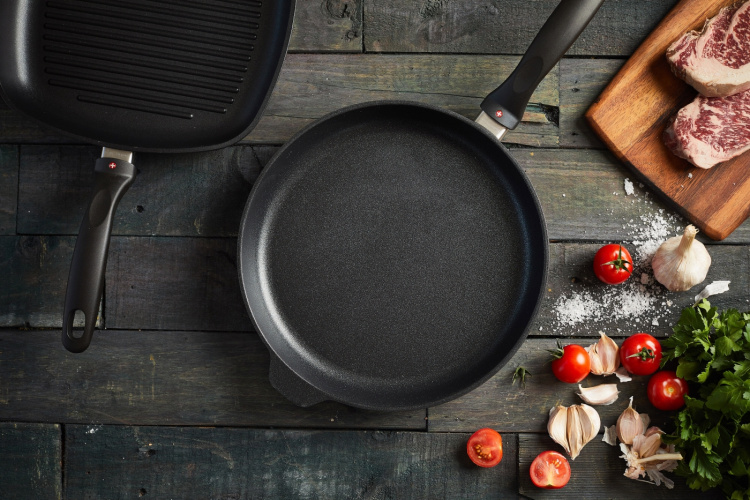 Swiss Diamond XD Classic Induction -paistinpannu, 32 cm