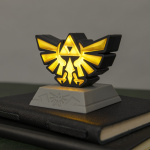 Paladone Hyrule Crest -valo, 11 cm Paladone Hyrule Crest -valo, 11 cm