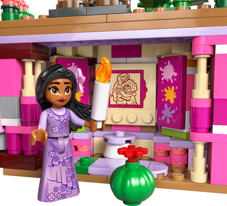 LEGO Disney Princess 43237 - Isabelan kukkaruukku LEGO Disney Princess 43237 - Isabelan kukkaruukku