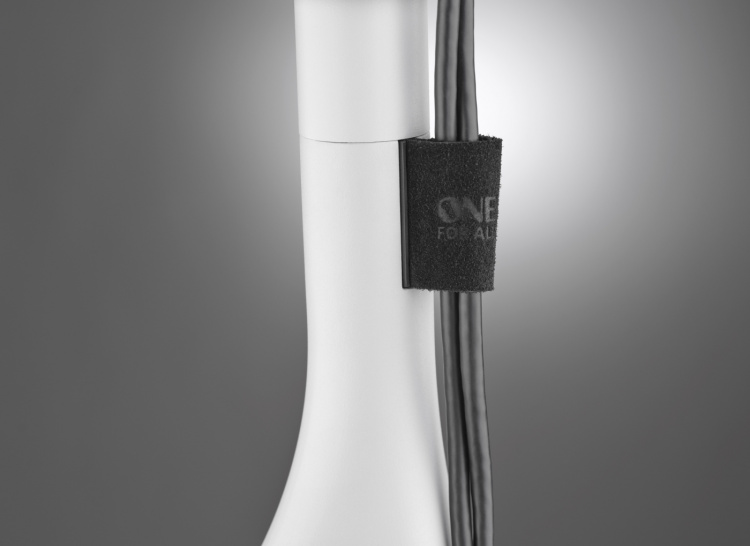 One for All WM7462 -Design lattiajalusta 32-65