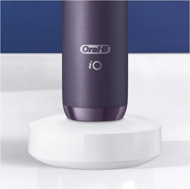 Oral B iO Series 8 -sähköhammasharja, violetti