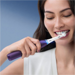 Oral B iO Series 8 -sähköhammasharja, violetti