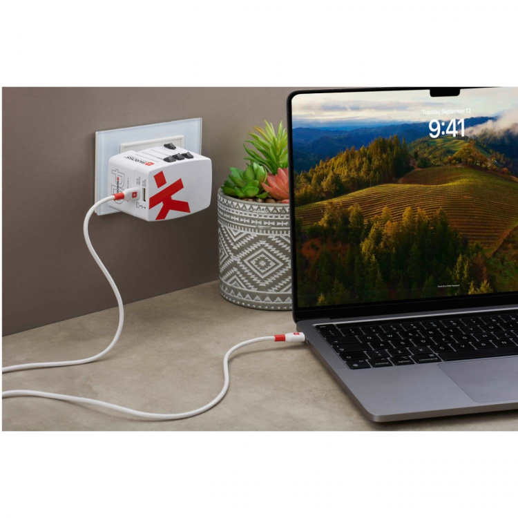 SKROSS PRO Light USB AC45PD World 1xUSB-C PD + 1 x USB-A 45W