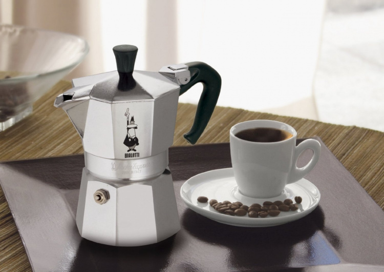 Bialetti Moka Express -mutteripannu, 4 kuppia