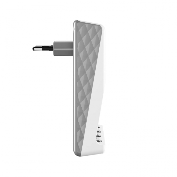 Varta Plug Charger, includes 4x AA 2100 mAh Varta Plug Charger, includes 4x AA 2100 mAh