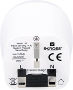SKROSS matka-adapteri Eurooppa —> Iso-Britannia