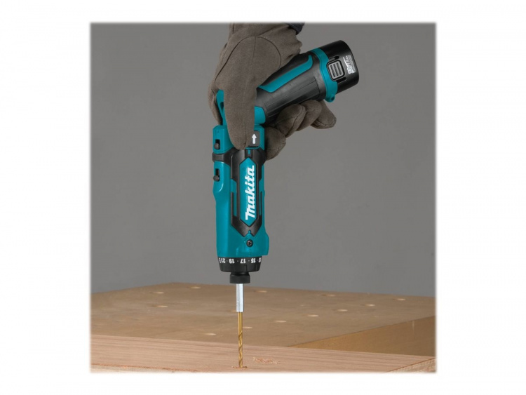 Makita DF012DSE Drill/driver 2 batteries included 1/4 hex socket Makita DF012DSE Drill/driver 2 batteries included 1/4 hex socket