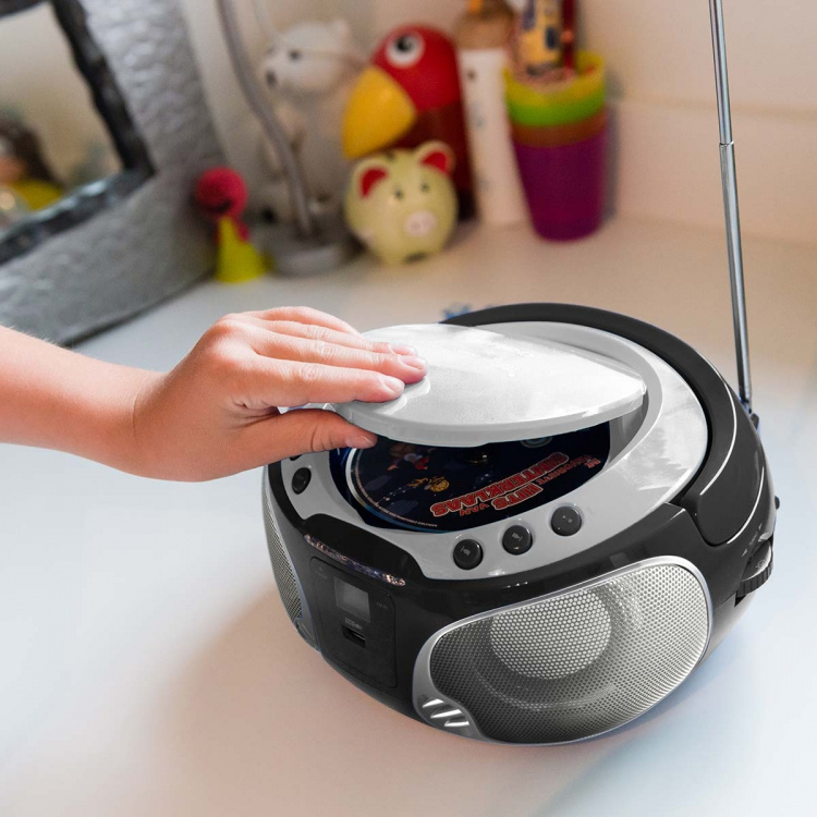 Lenco Kannettava FM-radio CD / MP3 / USB / Bluetooth-soitin® LED-valaistuksella Hopea