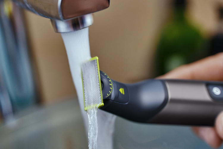 Philips OneBlade PRO 360 Face&Body QP6541/15 -parta- ja vartalotrimmeri