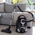 Champion Dammsugare Eco Clean 700w 9,5m DS400 Mattsvart Champion Dammsugare Eco Clean 700w 9,5m DS400 Mattsvart