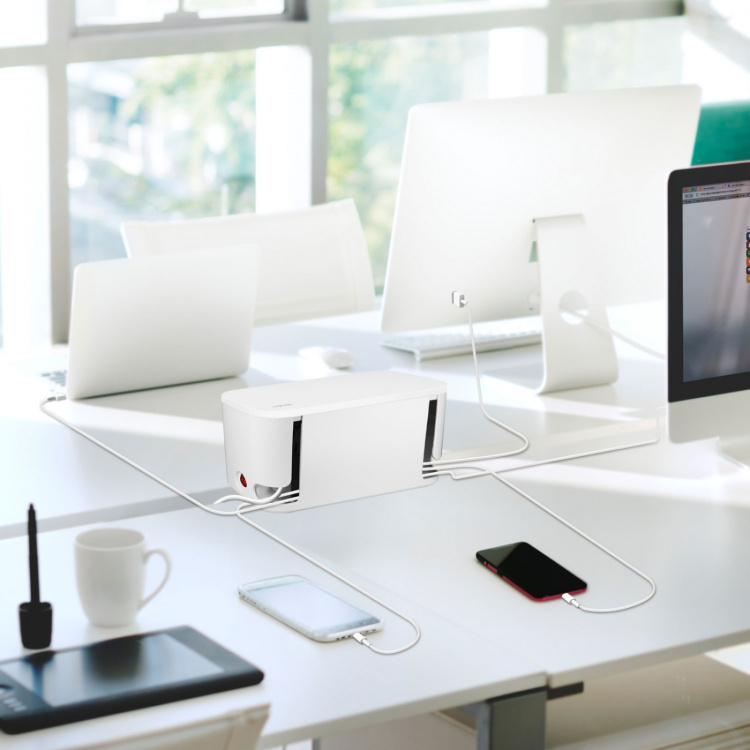 LogiLink Cable box - Kabelgömma med grenuttag + USB-A/USB-C-laddning Vit