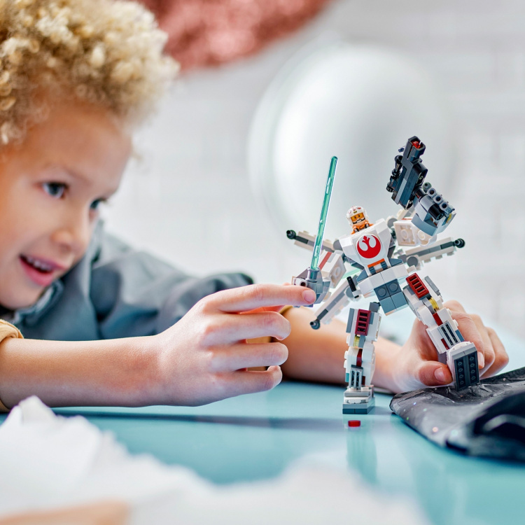 LEGO Star Wars 75390 - Luke Skywalker™ X-wing™‑robottiasussa