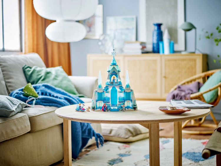 LEGO Disney Princess 43244 - Elsan jäälinna LEGO Disney Princess 43244 - Elsan jäälinna