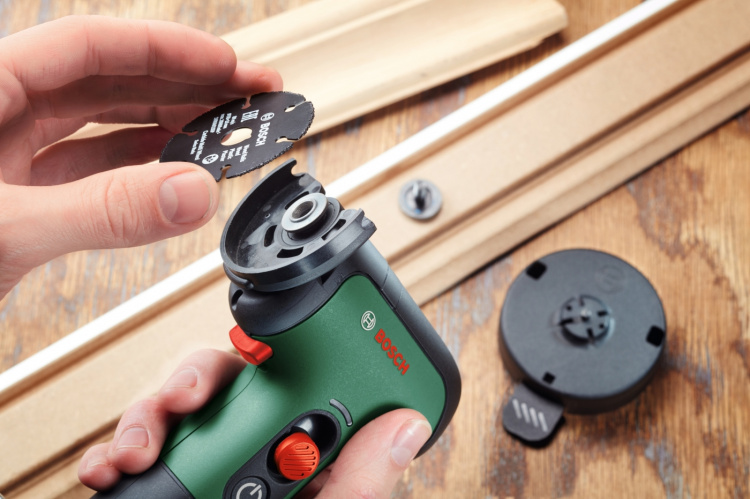 Bosch EasyCut&Grind -akkuleikkuri