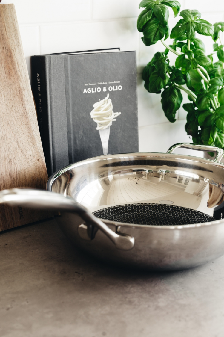 Heirol Pro Steelsafe -wokpannu, ruostumaton teräs + tarttumaton pinnoite, 28 cm