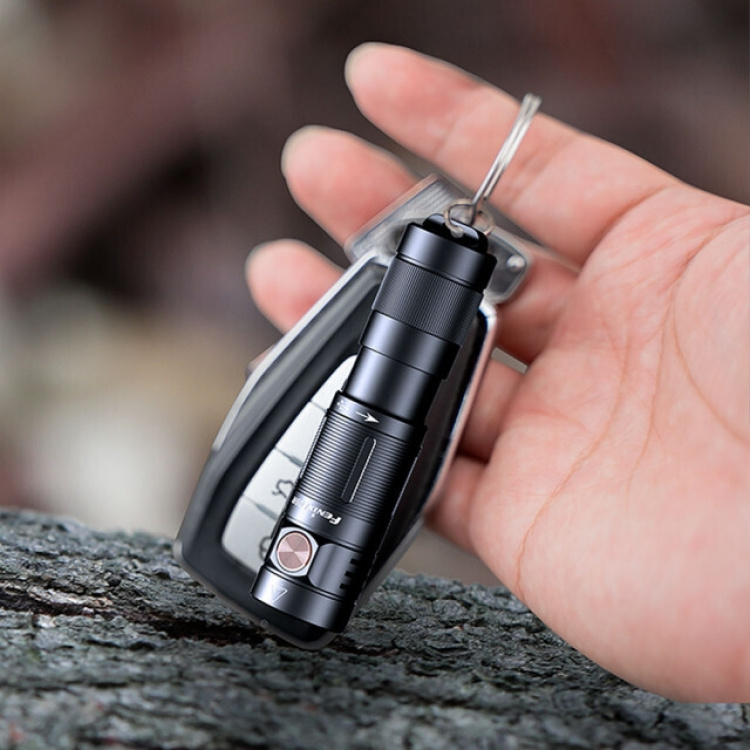 Fenix E09R -taskulamppu