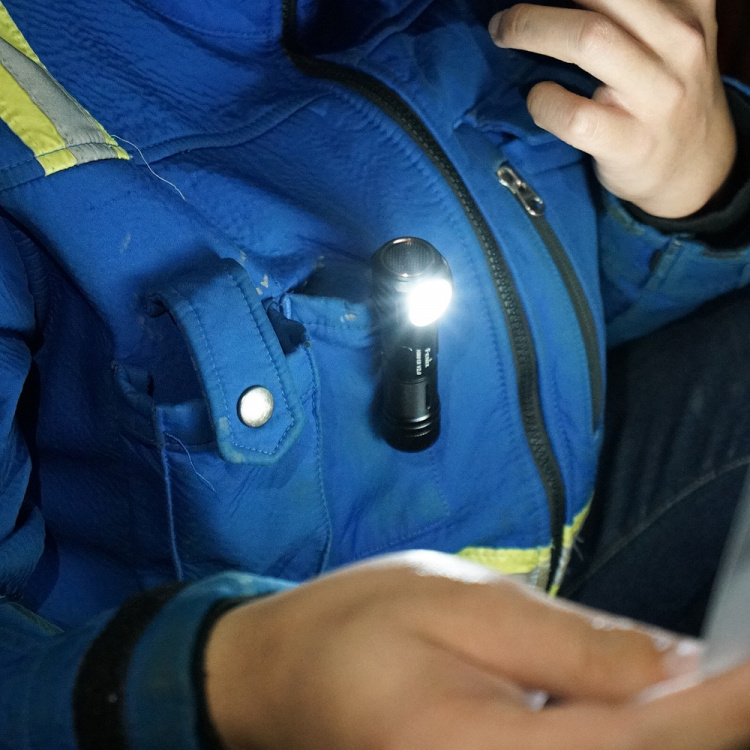 Fenix HM61R V2.0 -otsalamppu