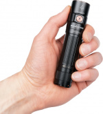 Fenix E35R -taskulamppu