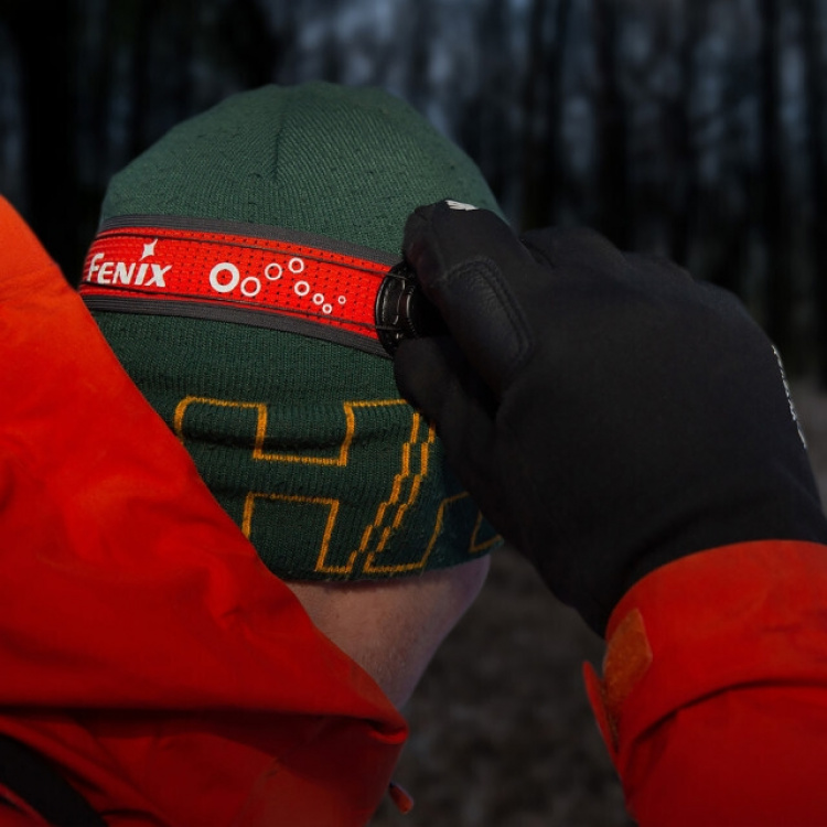 Fenix HL32R-T -otsalamppu, 800 lm, sininen