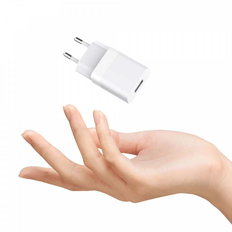 Gear Laturi 220V 1xUSB-A 2.4A Valkoinen