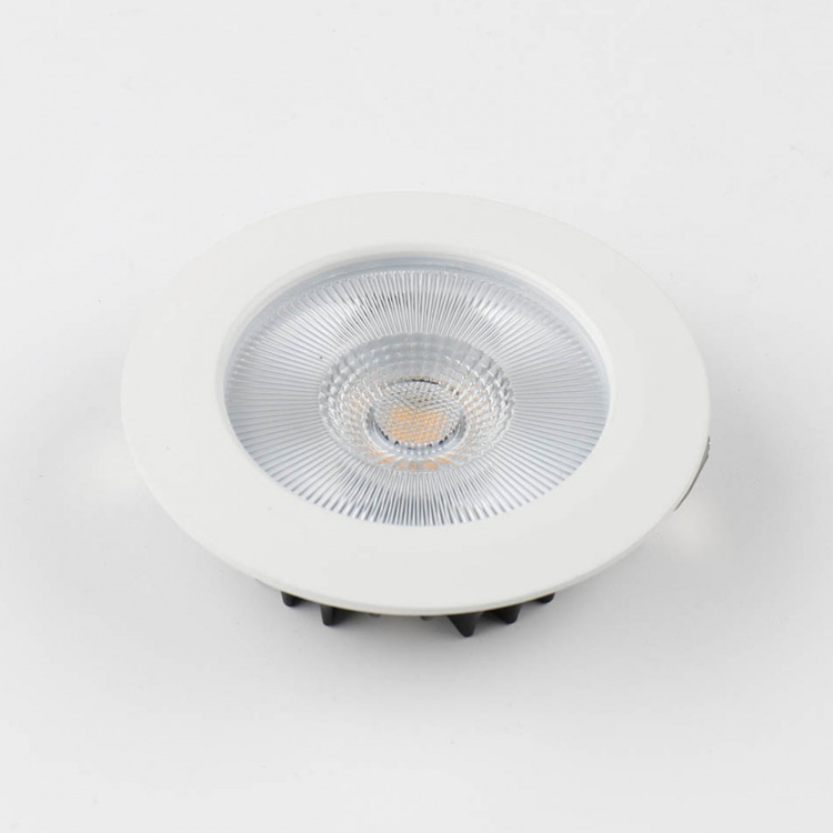 Llitt Alice 12V Infälld downlight 2700K IP44 340lm Vit 1-pack Llitt Alice 12V Infälld downlight 2700K IP44 340lm Vit 1-pack