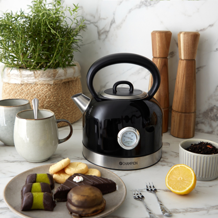 Champion Vattenkokare Retro 1,7L VK401 Svart Champion Vattenkokare Retro 1,7L VK401 Svart