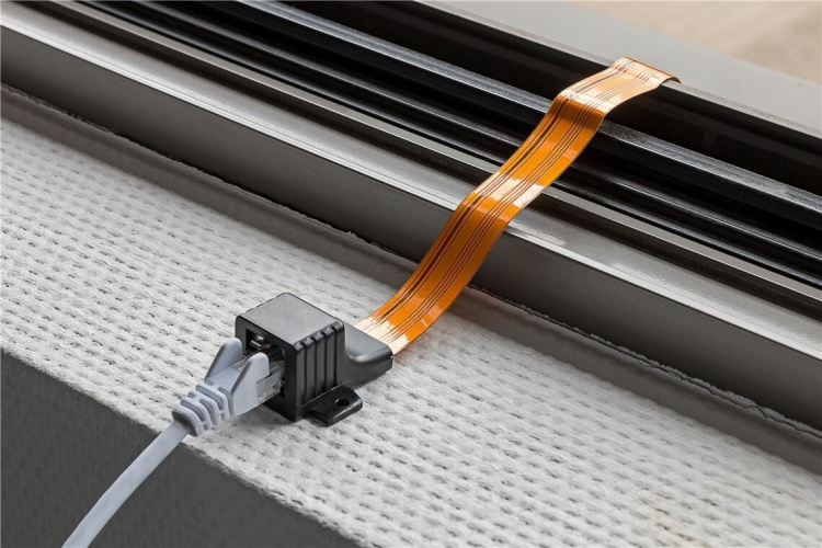 Goobay RJ45 - RJ45 -läpivientikaapeli, 25 cm