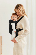 BabyBjörn Mini Woven -kantoreppu, black