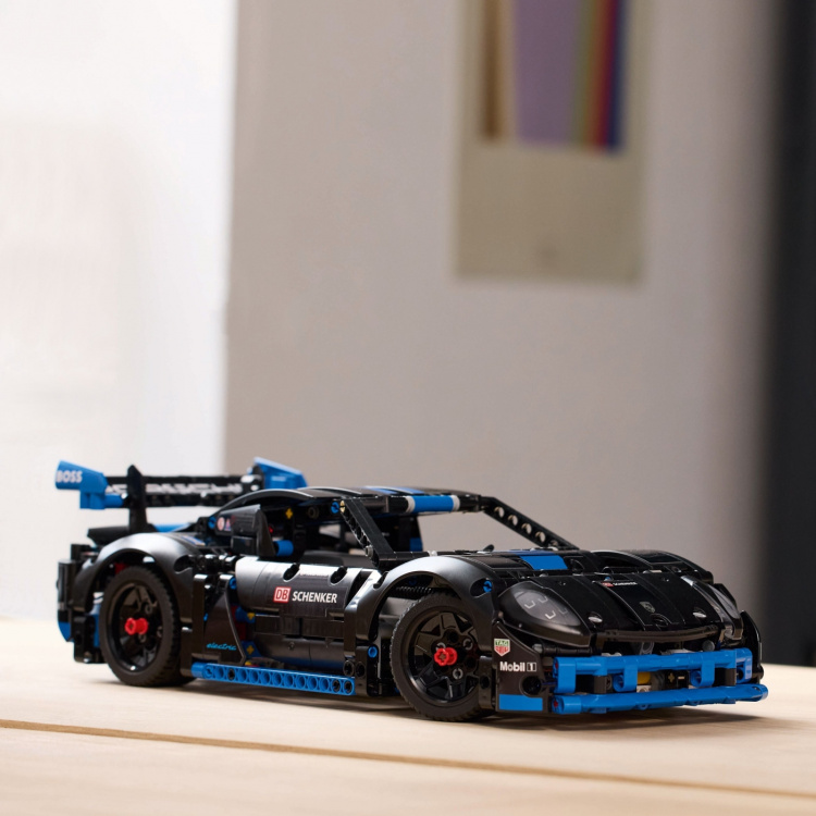 LEGO Technic 42176 - Porsche GT4 e-Performance ‑kilpa-auto LEGO Technic 42176 - Porsche GT4 e-Performance ‑kilpa-auto