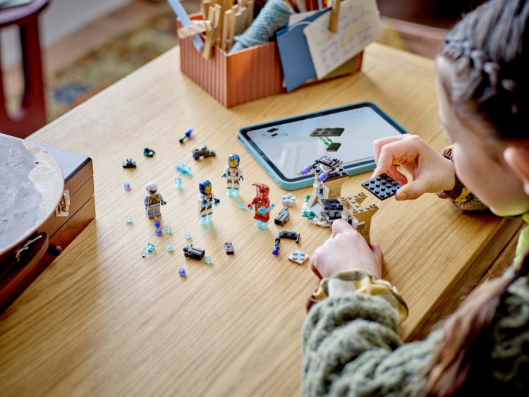 LEGO Super Heroes Marvel 76288 - Iron Man ja Iron Legion vs. Hydran sotilas