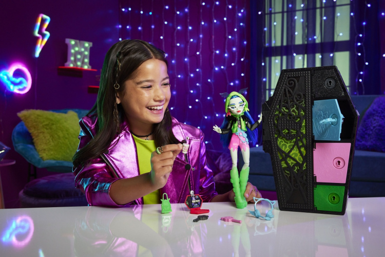 Monster High Skulltimate Secrets: Neon Frights Ghoulia - muotinukke
