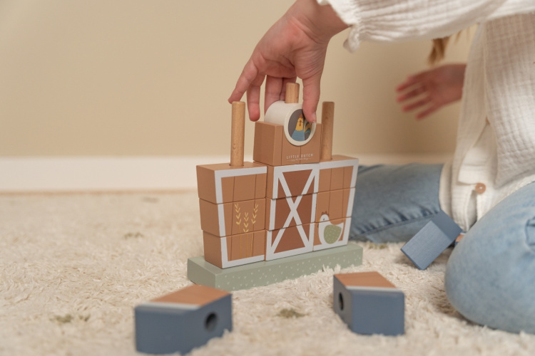 Little Dutch Little Farm -pinottava maatila