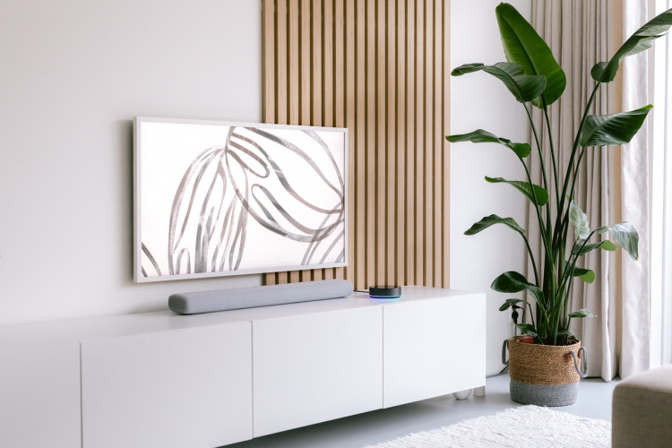 Athom Homey Pro - kotiautomaatio-ohjain, 2023