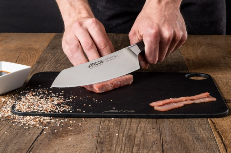 ARCOS Manhattan taottu santokuveitsi, 19cm