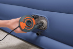 Bestway Tritech™ Air Mattress Queen -ilmatäytteinen varavuode, sisäänrakennettu pumppu, 203 x 152 x 46 cm