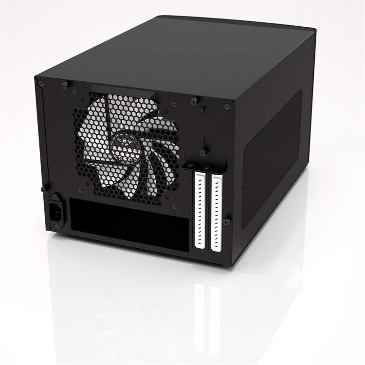 Fractal Design Node 304 Musta ilman virtalähdettä
