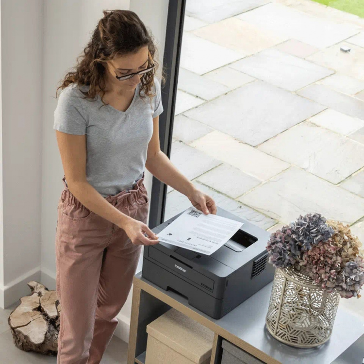 Brother HL-L2400DW -mustavalkolasertulostin Brother HL-L2400DW -mustavalkolasertulostin