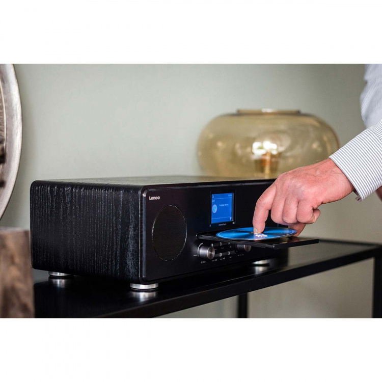 Lenco DAB+ FM-radio CD MP3-soittimella Bluetooth® Musta Lenco DAB+ FM-radio CD MP3-soittimella Bluetooth® Musta
