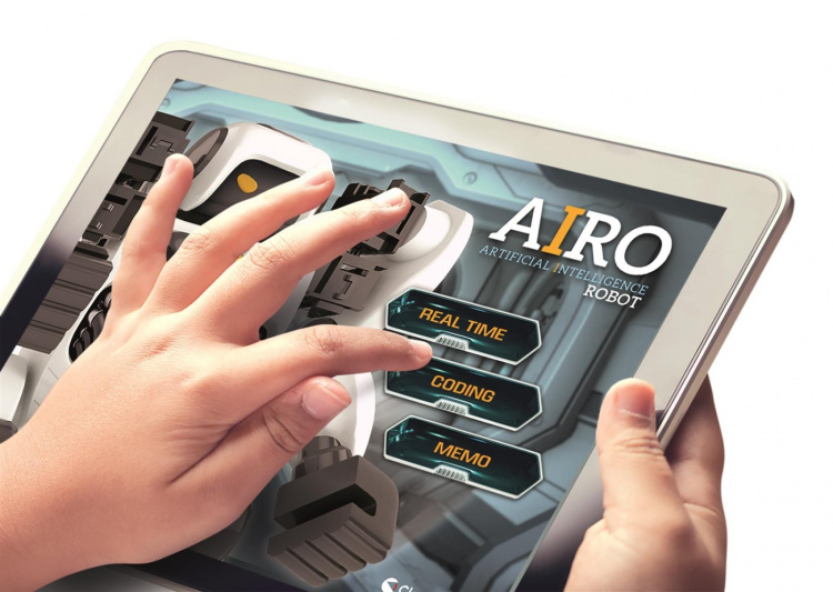 Clementoni AiRo tekoälyrobotti Clementoni AiRo tekoälyrobotti