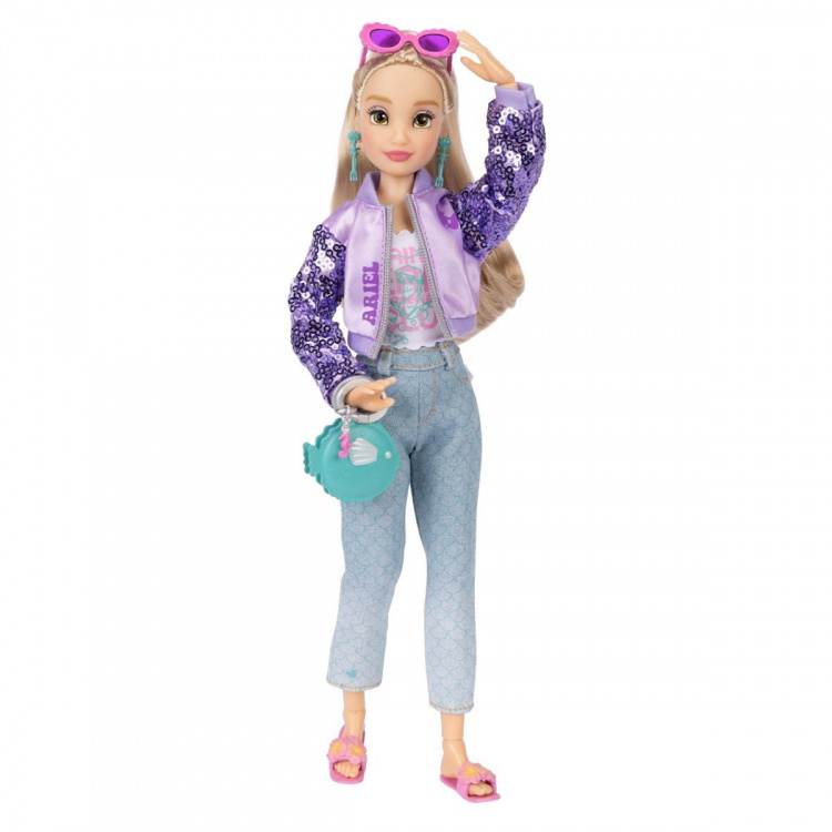 JAKKS Pacific Disney ily 4EVER -muotinukke, jossa on Arielin inspiroima lisämuoti