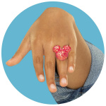 JAKKS Pacific Disney ily 4EVER Fashion Doll -muotinukke, jossa on Bambin inspiroima lisämuoti