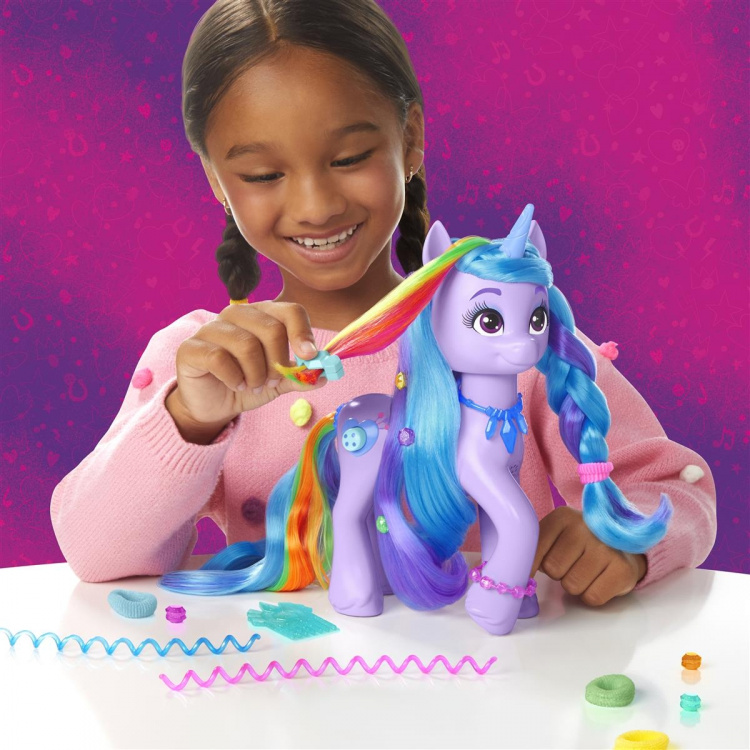 Hasbro My Little Pony 9 tuuman kristalli Magic Izzy