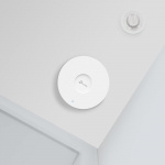 TP-Link AX3000 Langaton kaksikaistainen kattoon asennettava Wi-Fi 6 -yhteyspiste /EAP650